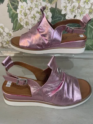 TAgati - Pink Metallic